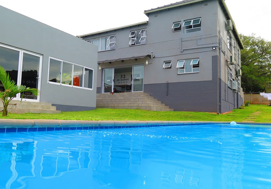 front view of ScubaCo Accommodation @ 32 on Harvey